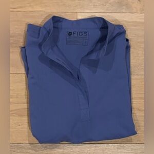 FIGS Women’s Rafaela Oversized Scrub Top Blue Size S - Excellent condition !